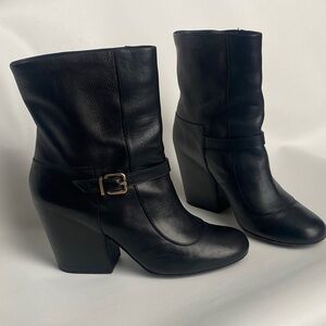 Robert Clergerie Elegant Black Leather Ankle Boots